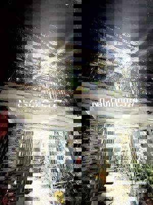 NHÀ CHÍNH CHỦ CHƯA QUA ĐẦU TƯ- 2 TẦNG - QUỐC LỘ 13 CŨ 3.3 TỶ