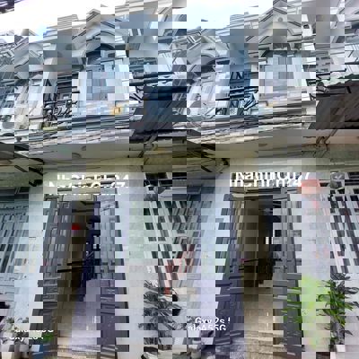 Nhà 395 triệu Hóc Môn, 1 trệt 1 lầu (4m-10m) chính chủ cần bán