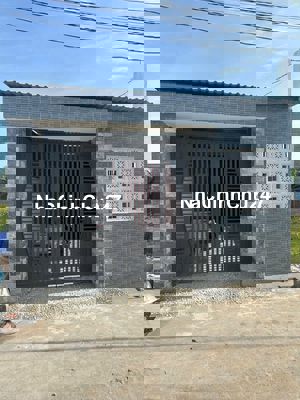 Chủ cần bán gấp căn nhà phố 5x38m Phường 7 TP Tân An Long An