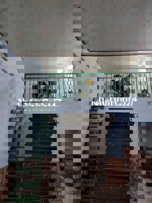 Chính Chủ - HXH Nguyễn Hữu Tiến - DT 4x16m cấp 4 gác lửng 2pn 2wc