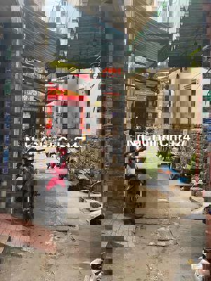 chính chủ bán nhà 436/59/10 CMT8,q3 ,3,7x9m , 2 tầng ,4,58 tỷ tl