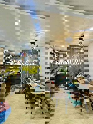 chính chủ bán chung cư Âu cơ Hoà Khánh 70m2 gần siu thị chợ