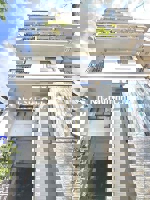 Chính chủ bán - Căn hộ 1-2P ngủ gần Hồ Tây - Xuân La - Ở Ngay - FullĐồ