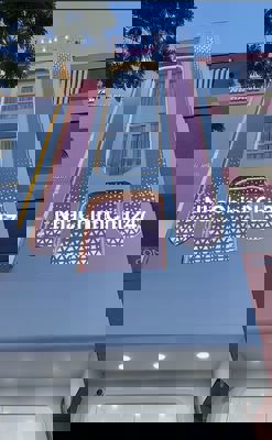 Chính chủ bán nhà mặt tiền Nguyễn Văn Linh, khu vực sầm uất bậc nhất