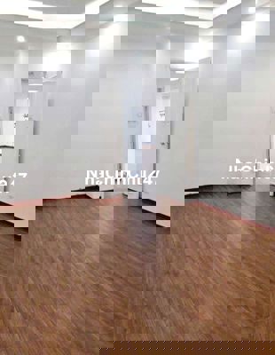 CHÍNH CHỦ BÁN NHÀ TẬP THỂ LIỄU GIAI, KIM MÃ, BA ĐÌNH, 110M, Ô TÔ ĐỖ