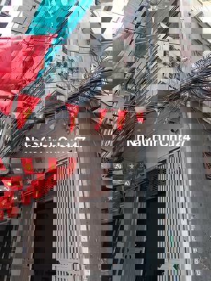 Chính chủ cần bán nhà riêng Phạm Văn Đồng, HN 50m2x6 tầng, 17.8 tỉ.