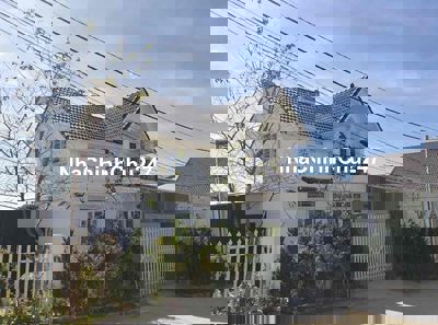 CHỦ CẦN TIỀN BÁN GẤP NHÀ BIỆT THỰ 2 MẶT TIỀN