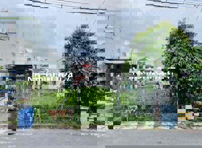 Ngộp Bank Chủ Cần Bán Gấp Lô Ngay Thị Trấn Củ Chi 120m2 giá 550TR