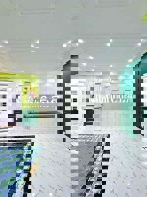 CHỦ GỬI NHÀ 4 PHÒNG NGỦ HẺM 233 NGUYỄN VĂN CỪ