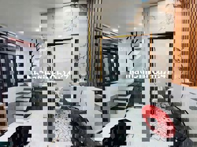 Giá 295 Triệu, dọn vào ở ngay, Chính chủ cần bán Hóc Môn