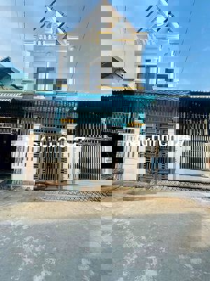 CHÍNH CHỦ BÁN GẤP NHÀ CHIÊU LIÊU, DĨ AN. GIÁ 1TỶ250. SỔ RIÊNG