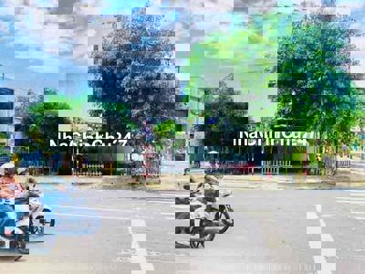 Sụp hầm chính chủ bán lô đất 2 mặt tiền Hồ Nguyên Trừng và Nguyễn Hành