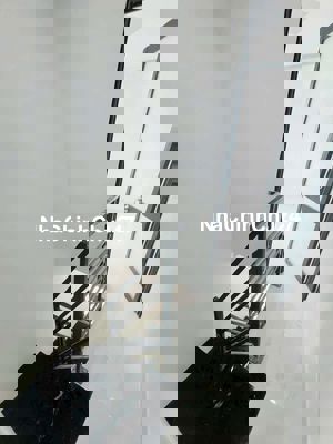 Chủ cần bán nhà sổ chung đất full thổ cư