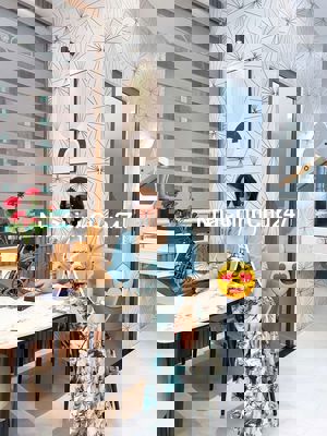 Chính chủ cần tiền bán gấp căn nhà Hẻm xe hơi vị trí siêu đẹp 5.95tỷ