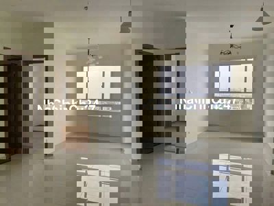 Chính Chủ Bán Căn 68 m2 (2PN 2 WC) - 2,38 Tỷ (Green Town)