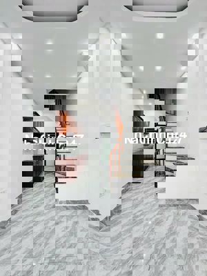 CHỦ XOẮN BÁN NHÀ NGUYỄN KHÁNH TOÀN-XÂY MỚI-THÔNG SÀN