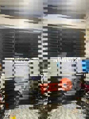 CHỦ CẦN BÁN NHÀ KHU TRUNG TÂM TÂN PHÚ-NGUYỄN SƠN OTO ĐỖ CỬA-2 TẦNG