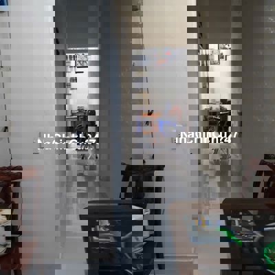 Chính chủ cần bán nhà cấp 4 kiệt ô tô Nguyễn văn cừ