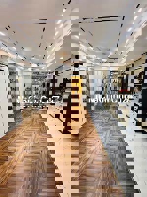 Chủ bán nhà ngõ 204 Trần Duy Hưng lô góc siêu hiếm 44m2 giá 22.5 tỷ