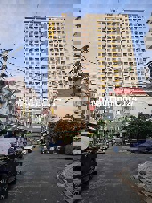 CHÍNH CHỦ CẦN BÁN NHÀ P.DÔNG HÒA, DĨ AN. ĐƯỜNG NHỰA. DT 65M.