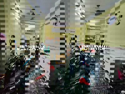 Chính chủ 3 Tháng 2 HXH Quận 10 40m2, 2 tầng BTCT