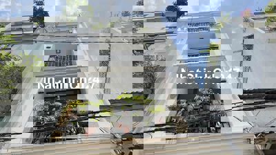 Chính chủ bán nhà 3 tầng hẻm oto Phạm Quý Thích