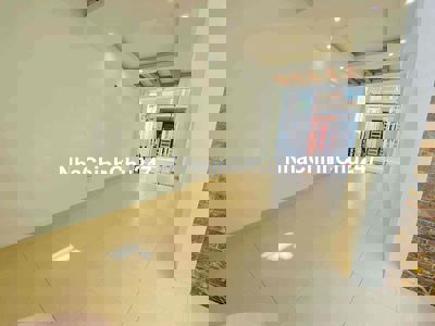 Chính Chủ cần bán căn nhà tâm huyết  Diện Tích lớn Hoàng Diệu