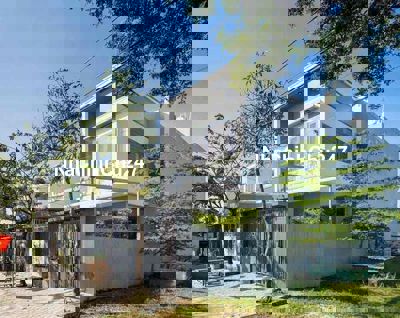 Chính Chủ Bán Nhà Như Hình Giá 915tr , Nằm Khu Vực Tân Kiên Bình Chanh