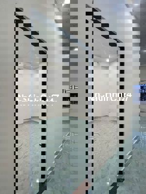 Nhà hẻm gần chợ Phú Chánh A100m2. Khu dân cư an ninh.Giấy tờ chính chủ