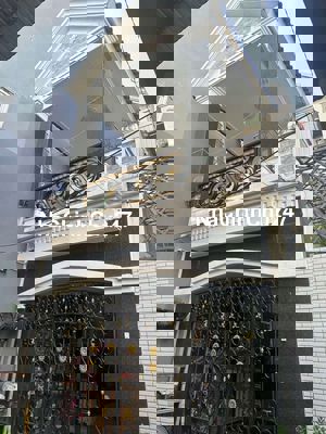 NHÀ CHÍNH CHỦ GẦN NGAY MT, DT 4X16, 1T1L, ĐÚC BTCT, GIÁ 5,95 TỶ NHẸ