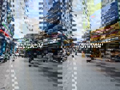 Chính chủ gửi bán nhà Phạm Văn Đồng - Tầm tiền hiếm - ô tô đỗ cổng