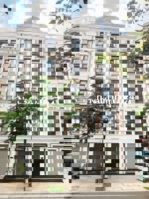 CHÍNH CHỦ BÁN NHÀ PHỐ MANHATTAN GLORY – VỊ TRÍ VÀNG, GIÁ CỰC TỐT!