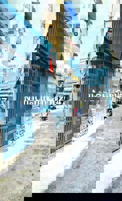 Bán nhà hẻm ba gác Tôn Đản một đời chủ gần chợ chỉ 50tr/m