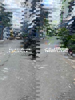 Chủ kẹt bán gấp MTNB Quách Đình Bảo. Dt 8m x 18m. Nhà 4 tấm