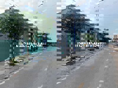 Chính chủ cần bán gấp nhà xưởng MT kênh nước đen,DT 12x25m giá 31.9 tỷ