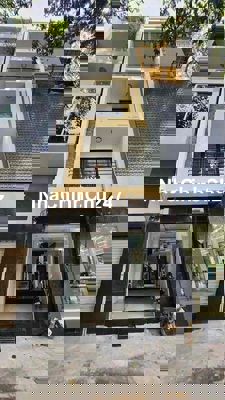 NHÀ XINH - GIÁ RẺ - LÀM VIỆC TRỰC TIẾP VỚI CHỦ NHÀ