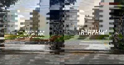 Chủ cần bán gấp lô mặt tiền đường nhựa