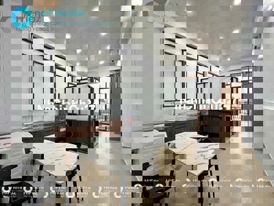 CHÍNH CHỦ STUDIO TÁCH BẾP CÓ BAN CÔNG RỘNG, CỰC THOÁNG NGAY LÀNG HOA