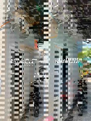 Nhà chính chủ cần bán