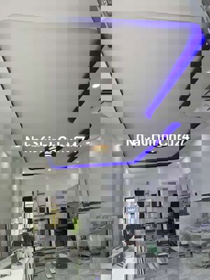 CHỦ BÁN NHANH 5 TỶ HXH 55M2 SÁT VINCOM Q9