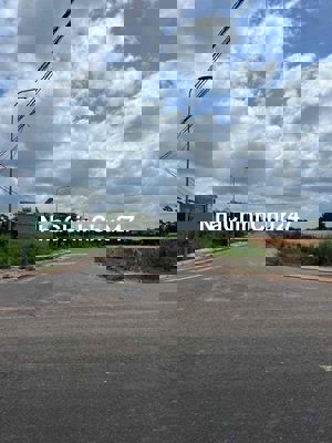 chính chủ cần ra gấp 2 lô ngay quốc lô 13 giá 9xx