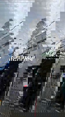 Ban nha chinh chu hem xe o to thong