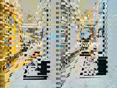 Mình chính chủ bán căn nhà hẻm xe hơi, nội thất cao cấp đẹp long lanh