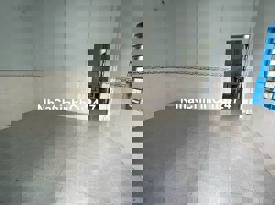 BÁN GẤP NHÀ CẤP 4 SỔ RIÊNG CHÍNH CHỦ