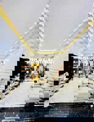 CHÍNH CHỦ PHẠM VĂN ĐỒNG_ CẦU GIẤY- DT 38M2, 6 TẦNG THANG MÁY , MT 4.5M