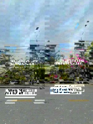 Chính chủ cần bán cặp đất Hoàng Thế Thiện, 240m2 , ngay cầu Hoà Xuân