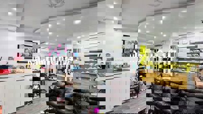 Chính chủ bán CH 137 Nguyễn Ngọc Vũ, 113m2, 3N,2WC giá 8.35 tỷ