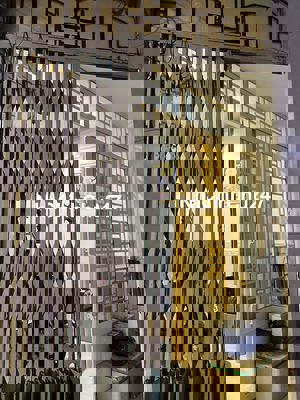 NHÀ HẺM 2 tầng, 31m2, cách Tôn Đản 50m, chính chủ