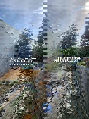 E CHỦ CẦN BÁN GẤP CÓ HOA HỒNG CHO MÔI GIỚI BÁN GIÚP