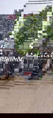 CHÍNH CHỦ CẦN BÁN CĂN NHÀ 2 XE HƠI TRÁNH NHAU